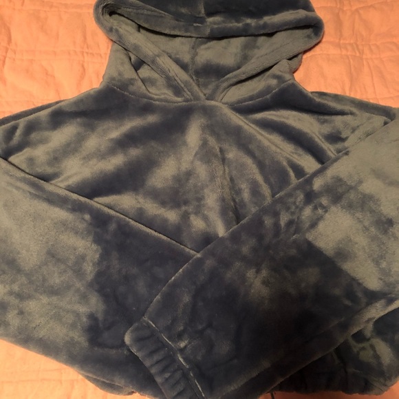 Cool Blue Fuzzy Cropped Sweatshirt - Picture 2 of 4